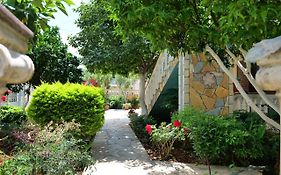 Garden Villa Dhesara